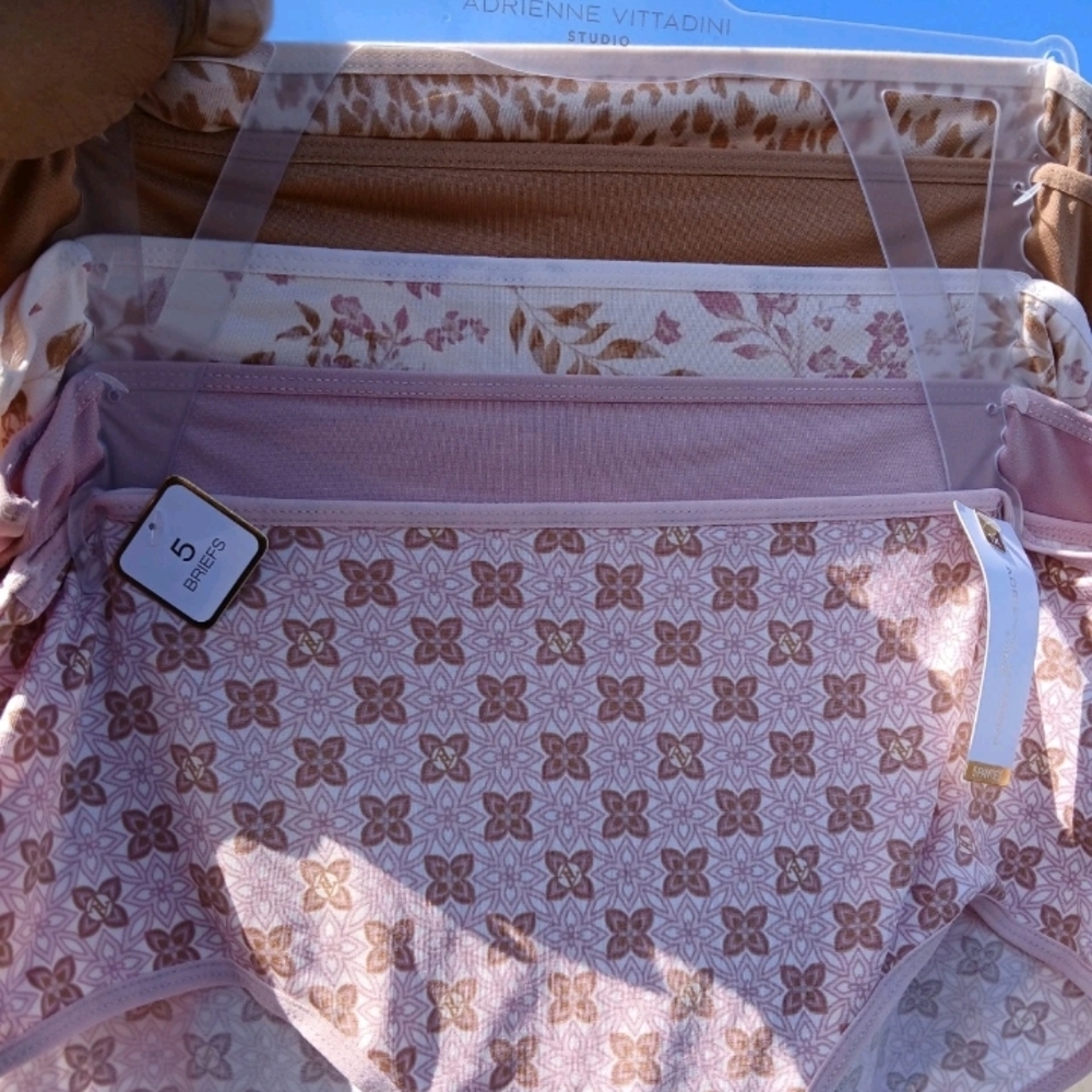 Adrienne Vittadini Studio 5-Pack AV9271 Briefs Size 1X Polyester/Spandex